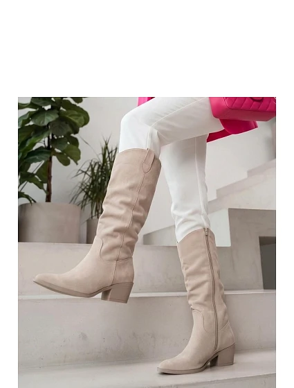 Kozačky na podpatku na zip model 232158 Solea