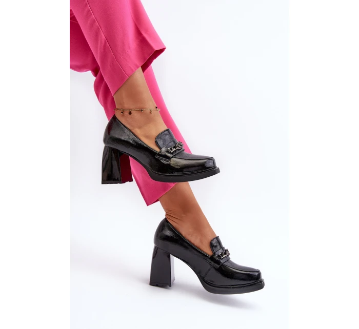 Lakované lodičky na robustním podpatku černé Terimene