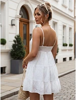 Bílá bavlněná šaty s výšivkou na ramínkách FashionStreet EY2671 Bílá bavlněná šaty s výšivkou na ramínkách FashionStreet EY2671