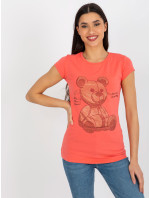 Korálově vypasované tričko s aplikací medvídka