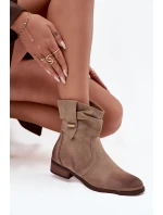 Dámské kotníkové boty na nízkém podpatku s mačkáním zateplené khaki Gracia Dámské kotníkové boty na nízkém podpatku s mačkáním zateplené khaki Gracia
