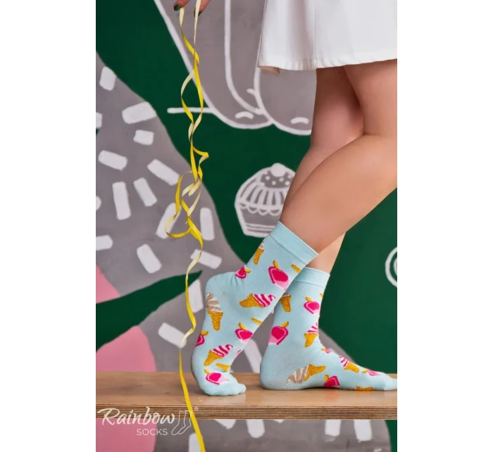 Duhové Rainbow Socks Ponožky Sladkosti V Krabičce 3 Párů Duhové Rainbow Socks Ponožky Sladkosti V Krabičce 3 Párů