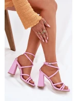Dámské sandály na podpatku s pásky růžové model 21698669 - Boto Dámské sandály na podpatku s pásky růžové model 21698669 - Boto