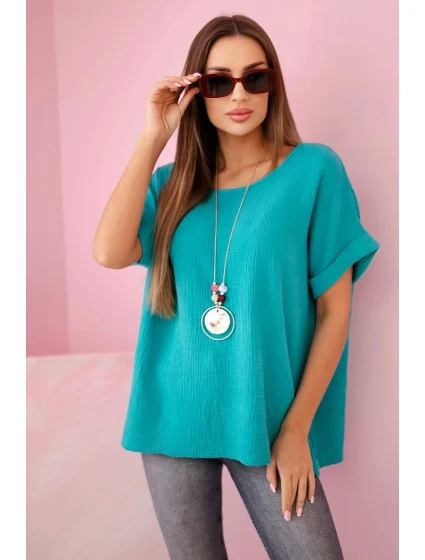 Mušelínová halenka s náhrdelníkem světle model 21185959 - K-Fashion