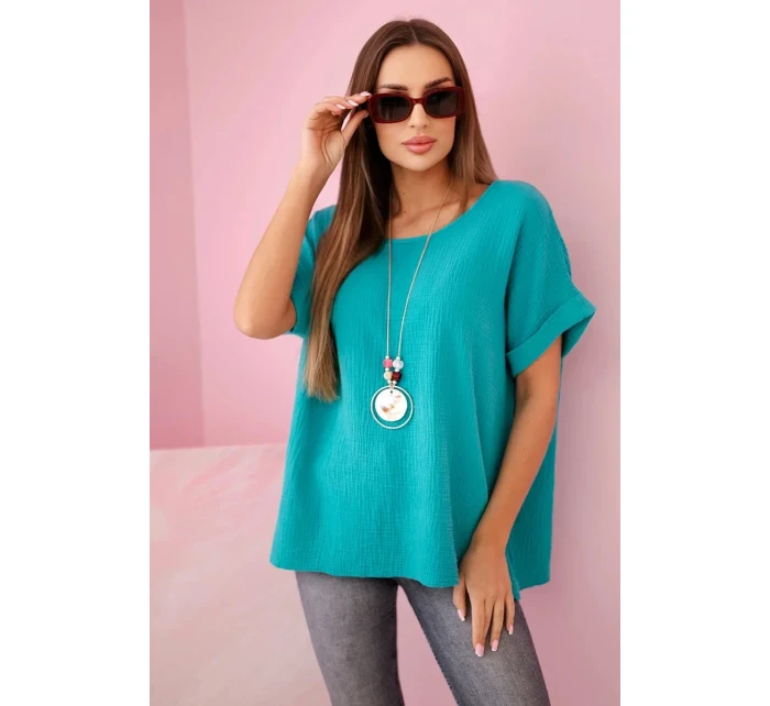 Mušelínová halenka s náhrdelníkem světle model 21185959 - K-Fashion