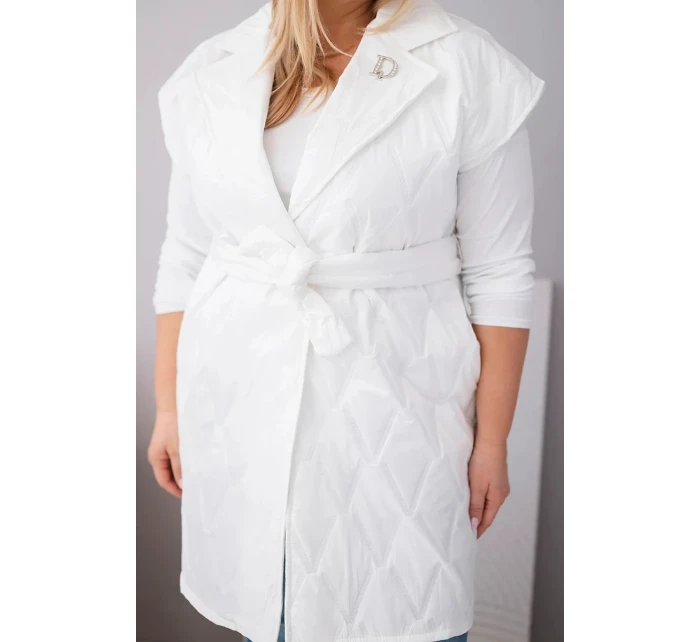 Dámská vesta Plus Size prošívaná s páskem a límcem bílá