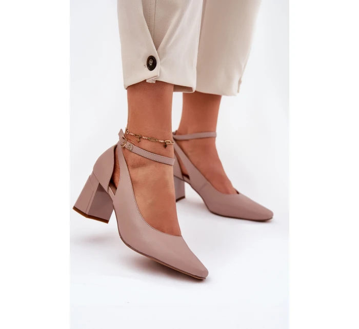 Kožené Lodičky Na Podpatku model 21694783 Béžové - Maciejka Kožené Lodičky Na Podpatku model 21694783 Béžové - Maciejka