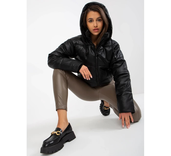 NM KR H 923 plášť.94 černá