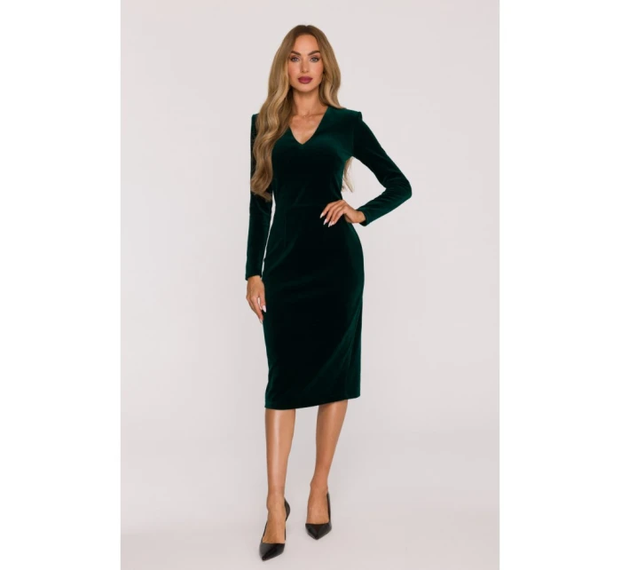 model 21479322 Sametové šaty na tělo zelené - Moe