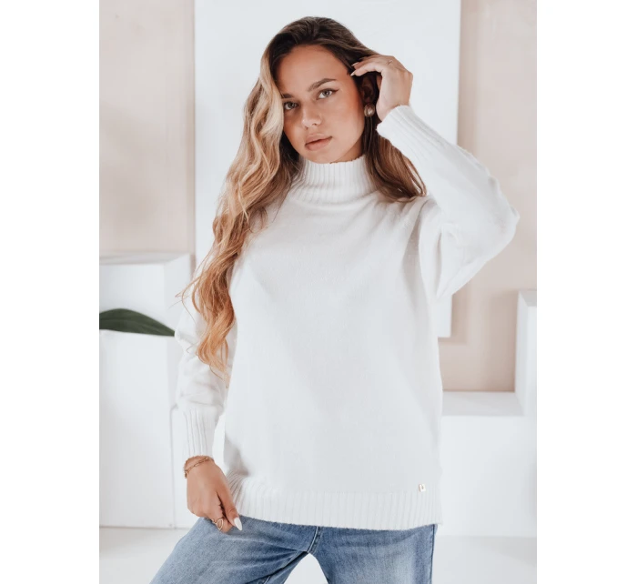 Dámský svetr s polovičním rolákem bílý FashionStreet MY2531 Dámský svetr s polovičním rolákem bílý FashionStreet MY2531