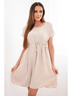 Dámské šaty s krátkým rukávem a páskem v pase béžová Dámské šaty s krátkým rukávem a páskem v pase béžová