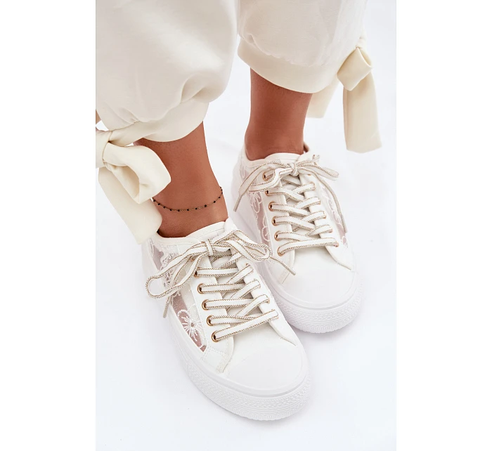 Dámské tenisky s krajkou na platformě Lee Cooper LCW-26-44-4480 Bílé Dámské tenisky s krajkou na platformě Lee Cooper LCW-26-44-4480 Bílé