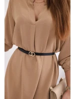 Šaty s delšími zády a pásem béžová Šaty s delšími zády a pásem béžová