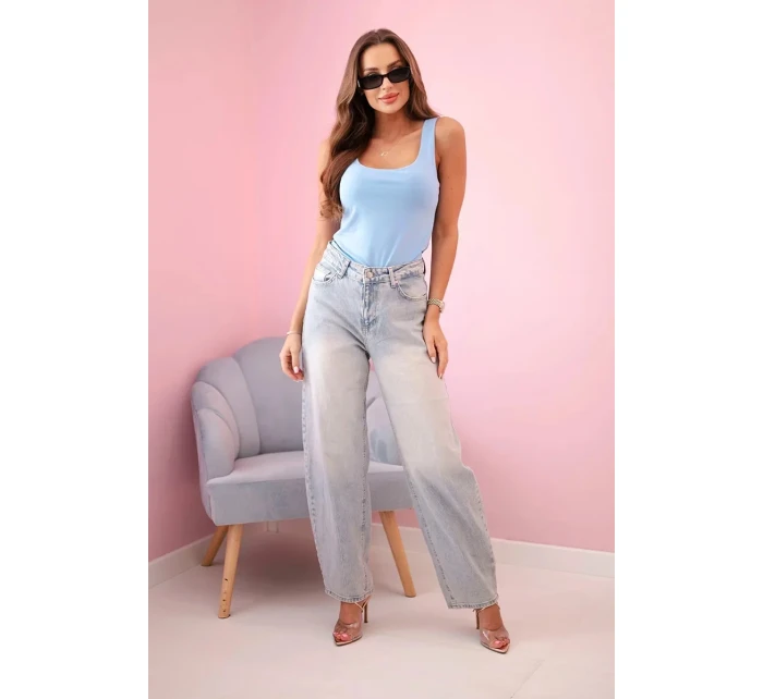 Dámská halenka na ramínka s výstřihem modrý