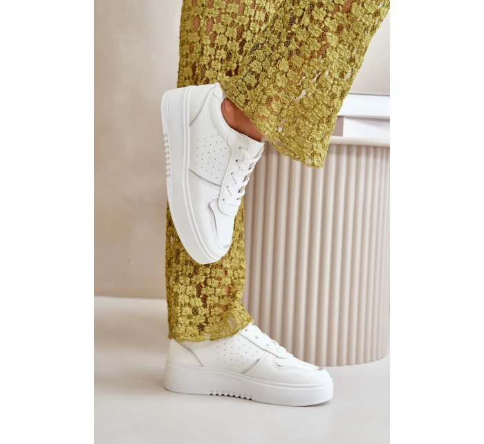 Dámské Tenisky Na Platformě S Dekorativním Šněrováním Bílé model 21667752 - Boto Dámské Tenisky Na Platformě S Dekorativním Šněrováním Bílé model 21667752 - Boto