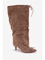 Kozačky s z semiše s ozdobným šněrováním béžové model 22311989 - Boto Kozačky s z semiše s ozdobným šněrováním béžové model 22311989 - Boto