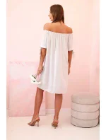 Dámské viskózové šaty s vázáním na rukávech béžové Dámské viskózové šaty s vázáním na rukávech béžové