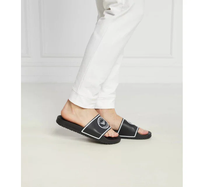 Pánské nazouváky XJPM14 XN870 A120 černobílé - Emporio Armani Pánské nazouváky XJPM14 XN870 A120 černobílé - Emporio Armani