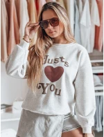 Dámská oversize mikina s potiskem LOVE šedá Dstreet model 21988185 - FashionStreet Dámská oversize mikina s potiskem LOVE šedá Dstreet model 21988185 - FashionStreet