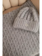 Dámská souprava čepice a šála s proužky se zdobením šedá