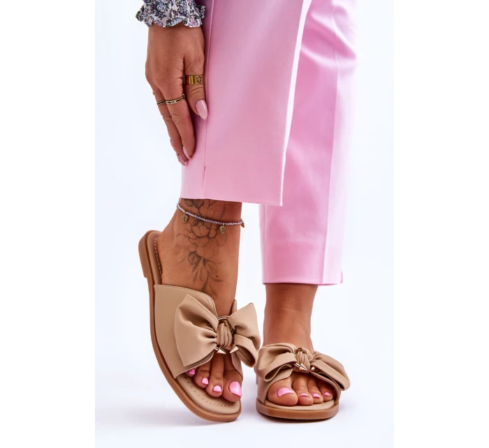 Dámské kožené pantofle s mašlí Béžové model 21616475 - EVENTO