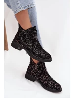 Dámské kotníkové boty z pravého semiše na nízkém podpatku – černo‑hnědé D&A Dámské kotníkové boty z pravého semiše na nízkém podpatku – černo‑hnědé D&A