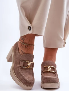 Elegantní boty se zlatým zdobením béžová model 21582805 - Boto