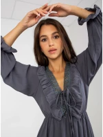 Šaty TW SK BI 0761 1.73P grafitové Šaty TW SK BI 0761 1.73P grafitové