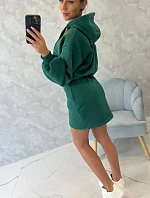 Zateplené šaty s obálkovým spodním dílem tmavě zelené