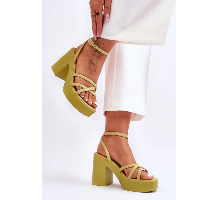 Módní sandály na vysokém podpatku s pásky model 21620468 - Boto Módní sandály na vysokém podpatku s pásky model 21620468 - Boto