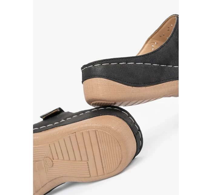 Designové černé dámské  sandály na klínku