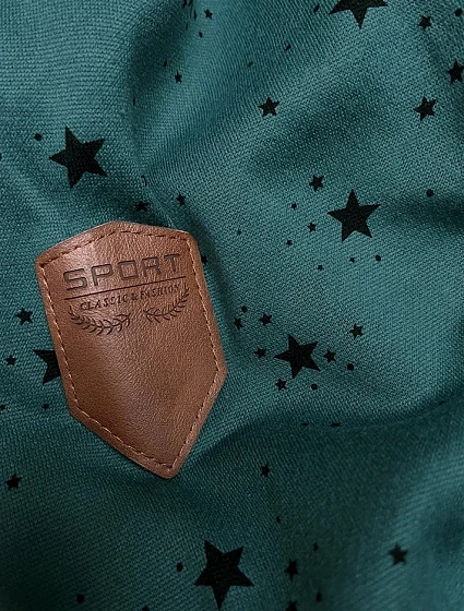 Zelená dámská mikina s kapucí a se vzorem model 22363743 - 6&8 Fashion
