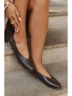 Dámské baleríny z eko kůže na plochém podpatku hnědé model 21710660 - Boto Dámské baleríny z eko kůže na plochém podpatku hnědé model 21710660 - Boto