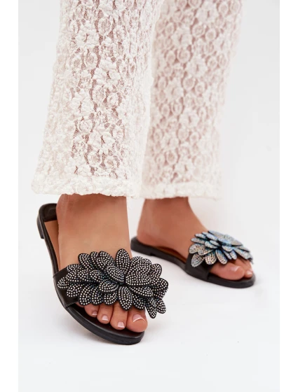 Dámské ploché pantofle s ozdobou černé model 22032091 - Boto