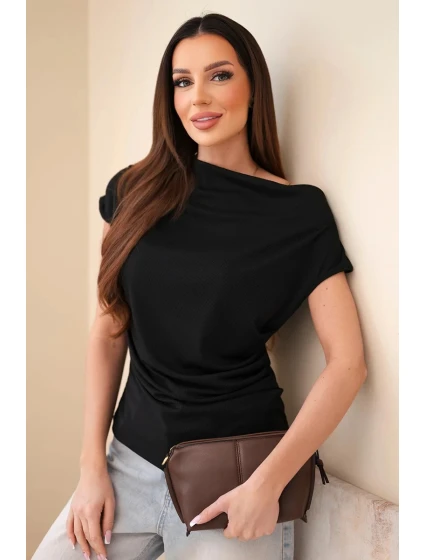 Dámská žebrovaná halenka z viskózy s vodovým výstřihem a řasením černá