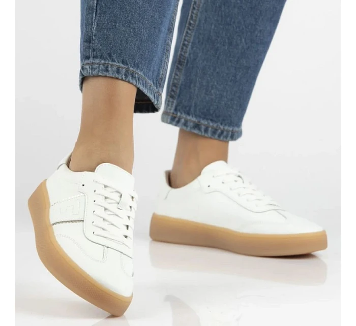 Dámské kožené boty na platformě bílé Filippo DP7543/26 Dámské kožené boty na platformě bílé Filippo DP7543/26