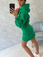 Zateplené šaty s obálkovým dnem světle zelené