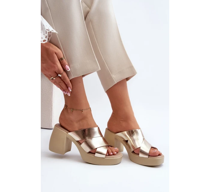 Zazoo Kožené pantofle na bloku, zlaté Zazoo Kožené pantofle na bloku, zlaté