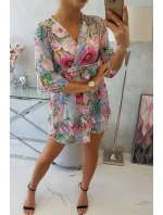 Květinové šaty s vázáním v pase ve fialové barvě Květinové šaty s vázáním v pase ve fialové barvě