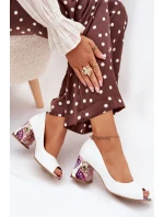 Kožené lodičky s ozdobným podpatkem Lewski Shoes model 21704096 bílé - Boto