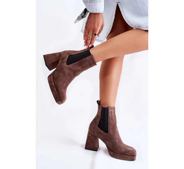 Semišové boty na masivním podpatku model 21593651 Brown - Laura Messi