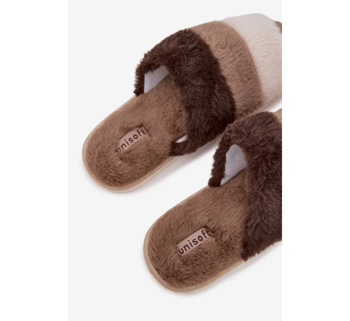 Kožešinové dámské pantofle s pruhy hnědé model 21744825 - Boto Kožešinové dámské pantofle s pruhy hnědé model 21744825 - Boto