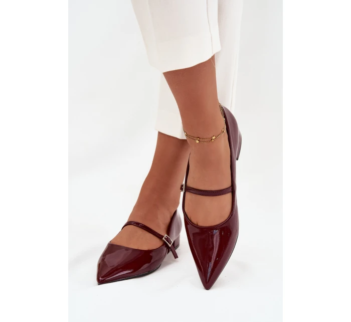 Lakované baleríny na podpatku s páskem Bordové model 21709670 - Boto