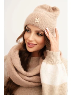 Dámská souprava s čepicí a šálou z měkké pleteniny béžová