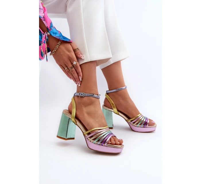 Dámské sandály na podpatku D&A CR920 Multikolor