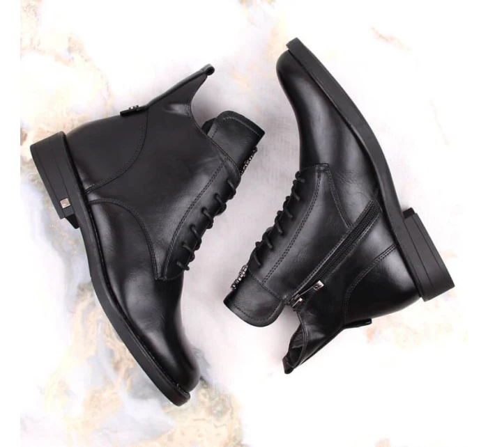 Boty se šněrováním a zipem Potocki W WOL171B černá