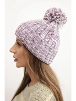 Dámská zimní čepice s bambulí z vlny model 21725326 fialová - K-Fashion Dámská zimní čepice s bambulí z vlny model 21725326 fialová - K-Fashion