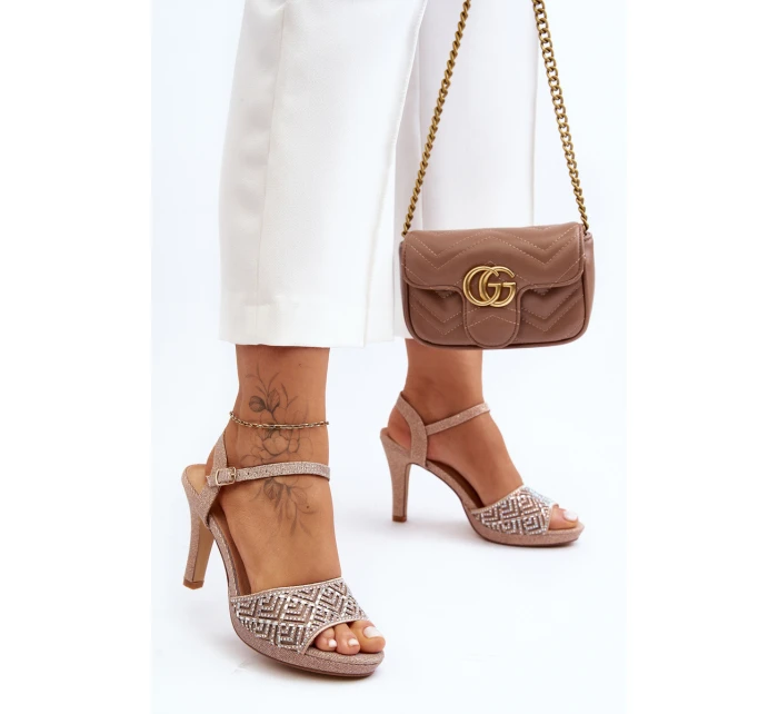 Ozdobené sandály na podpatku model 21645625 Růžové Zlato - D&A