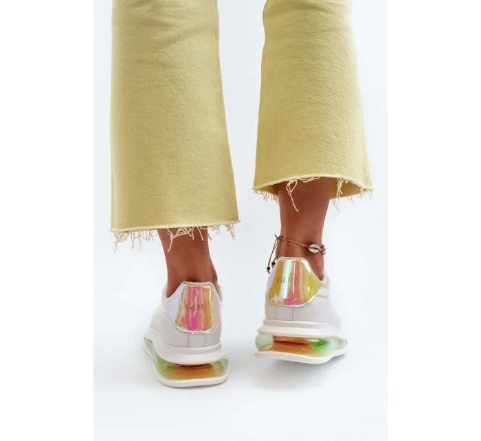 Dámské kožené tenisky model 21650221 bílé - Goe