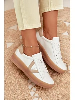 Dámské tenisky z pravé kůže na platformě Vinceza 79597 Bílé Dámské tenisky z pravé kůže na platformě Vinceza 79597 Bílé